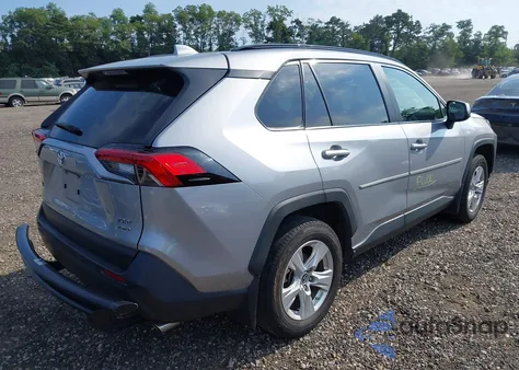 2019 Toyota Rav4 Xle z USA, uszkodzony, nr VIN JTMP1RFV0KD014785